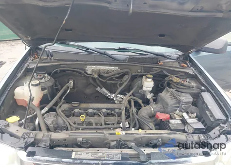 2011 Ford Escape Xlt from USA, damaged, VIN 1FMCU0D71BKC36409